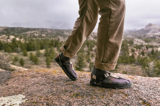 Performance Split-Toe Socks (Dusty Plum)